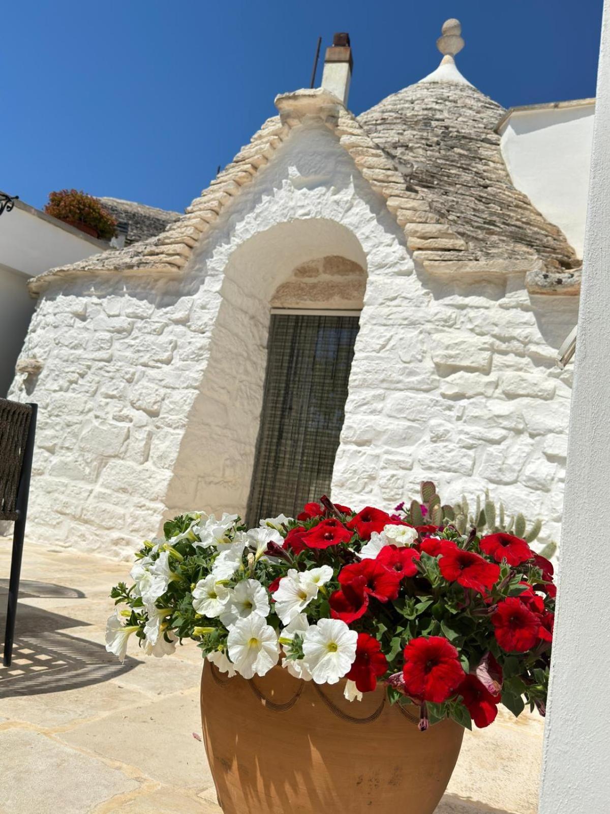 Trulli Resort Aia Piccola อัลเบโรเบลโล ภายนอก รูปภาพ